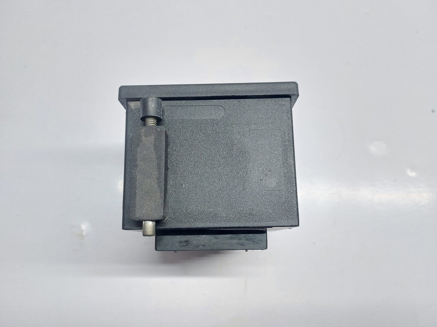 CONZERV DM1110 SINGLE PHASE VOLTMETER