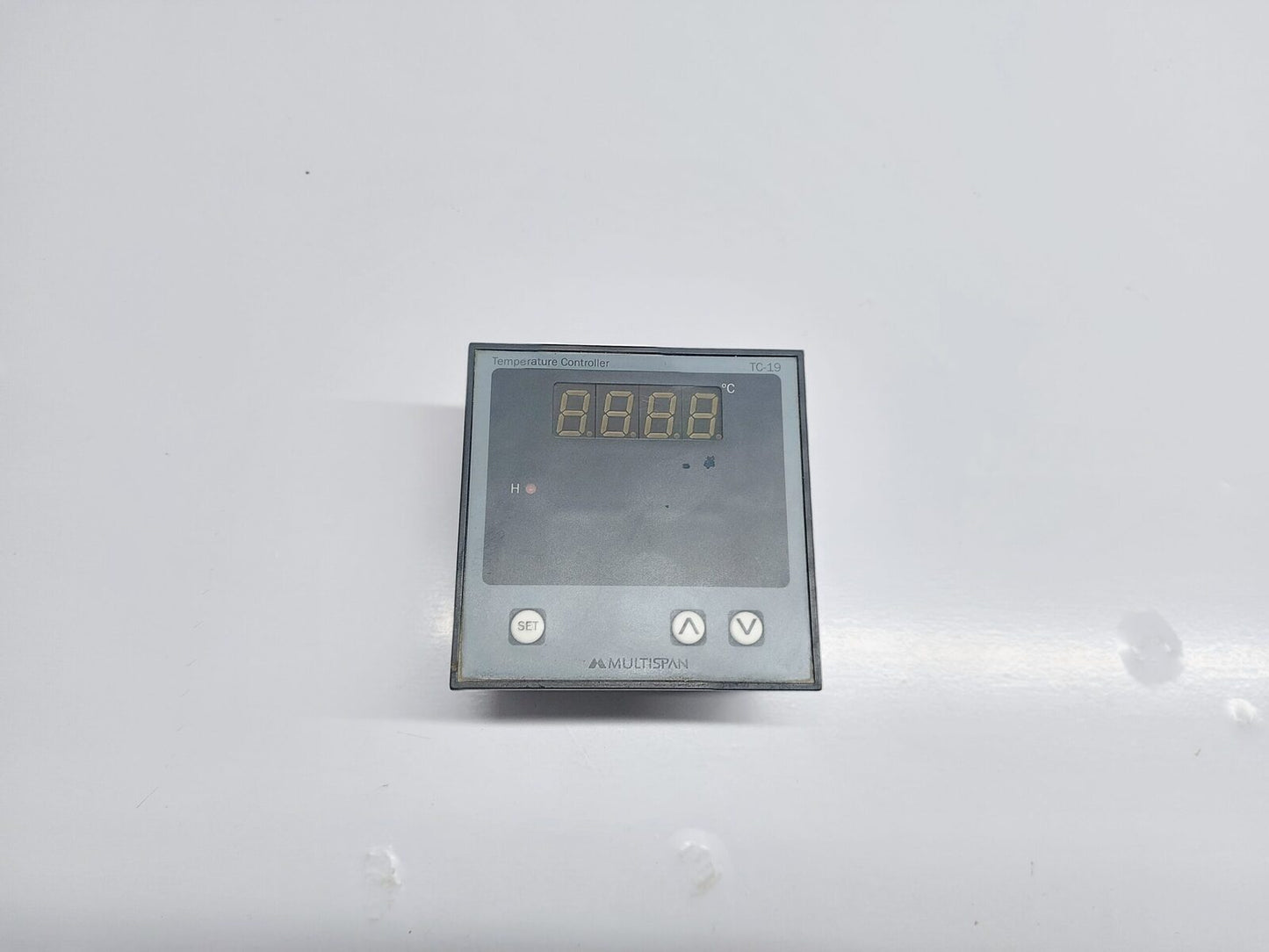 MULTISPAN TC-19 TEMPERATURE CONTROLLER (2)