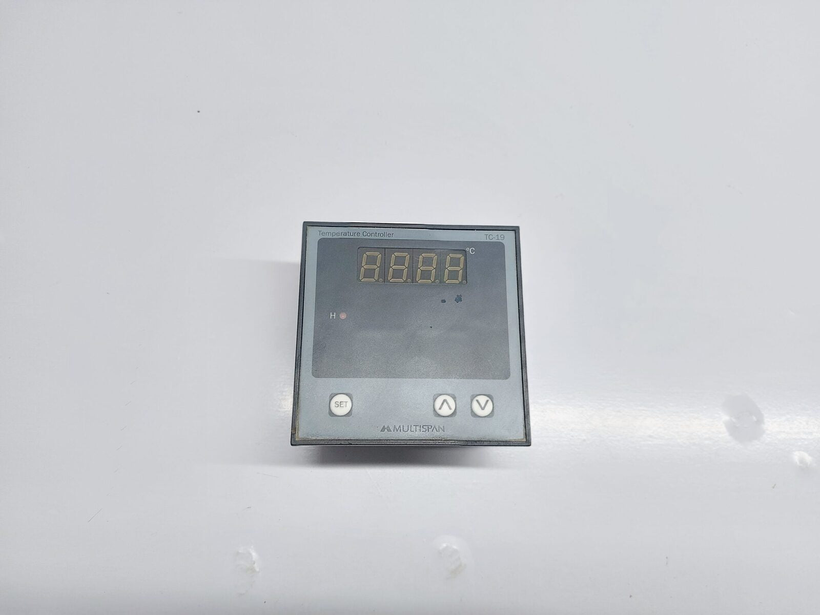 MULTISPAN TC-19 TEMPERATURE CONTROLLER (2)