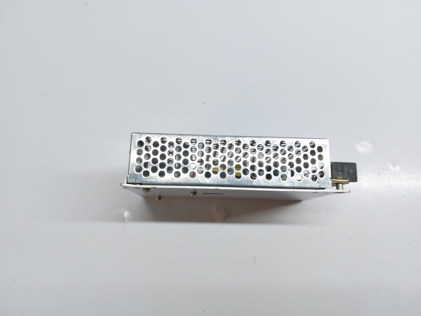 OMRON S8JC-Z10024CD POWER SUPPLY (4)