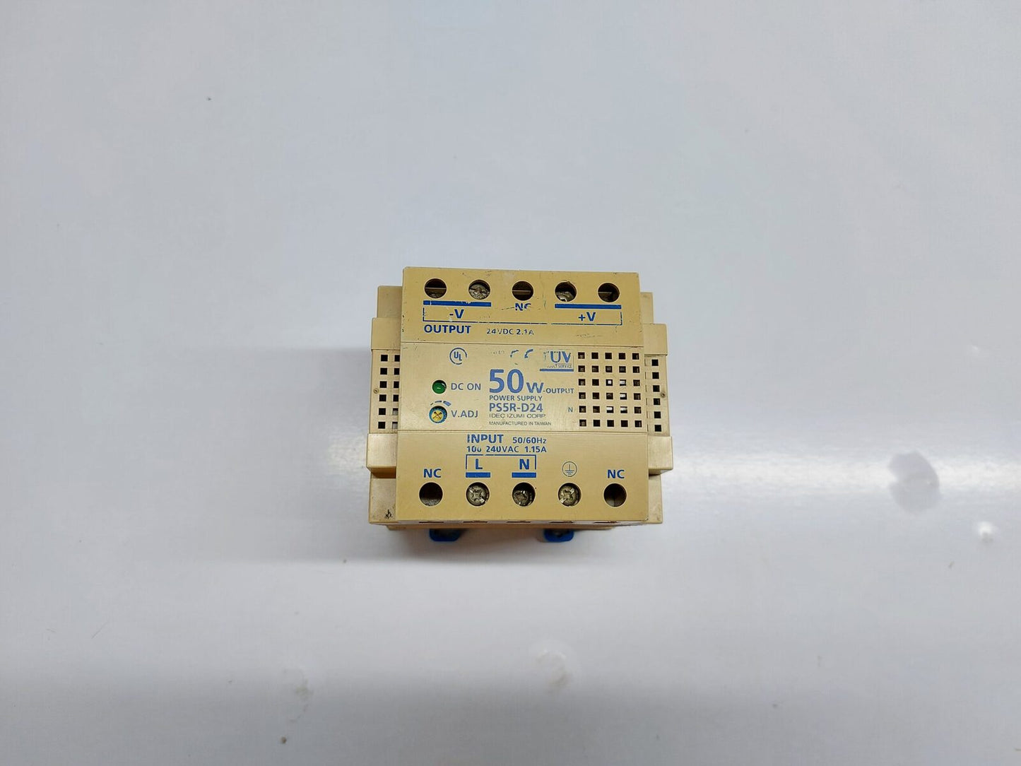 IDEC IZUMI PS5R-D24 POWER SUPPLY 50W-OUTPUT (2)