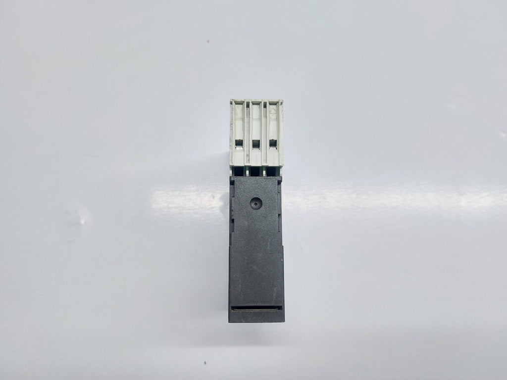 SIEMENS 3RP1576-1NM20 STARDELTA TIMING RELAY 3RP15761NM208K (6)