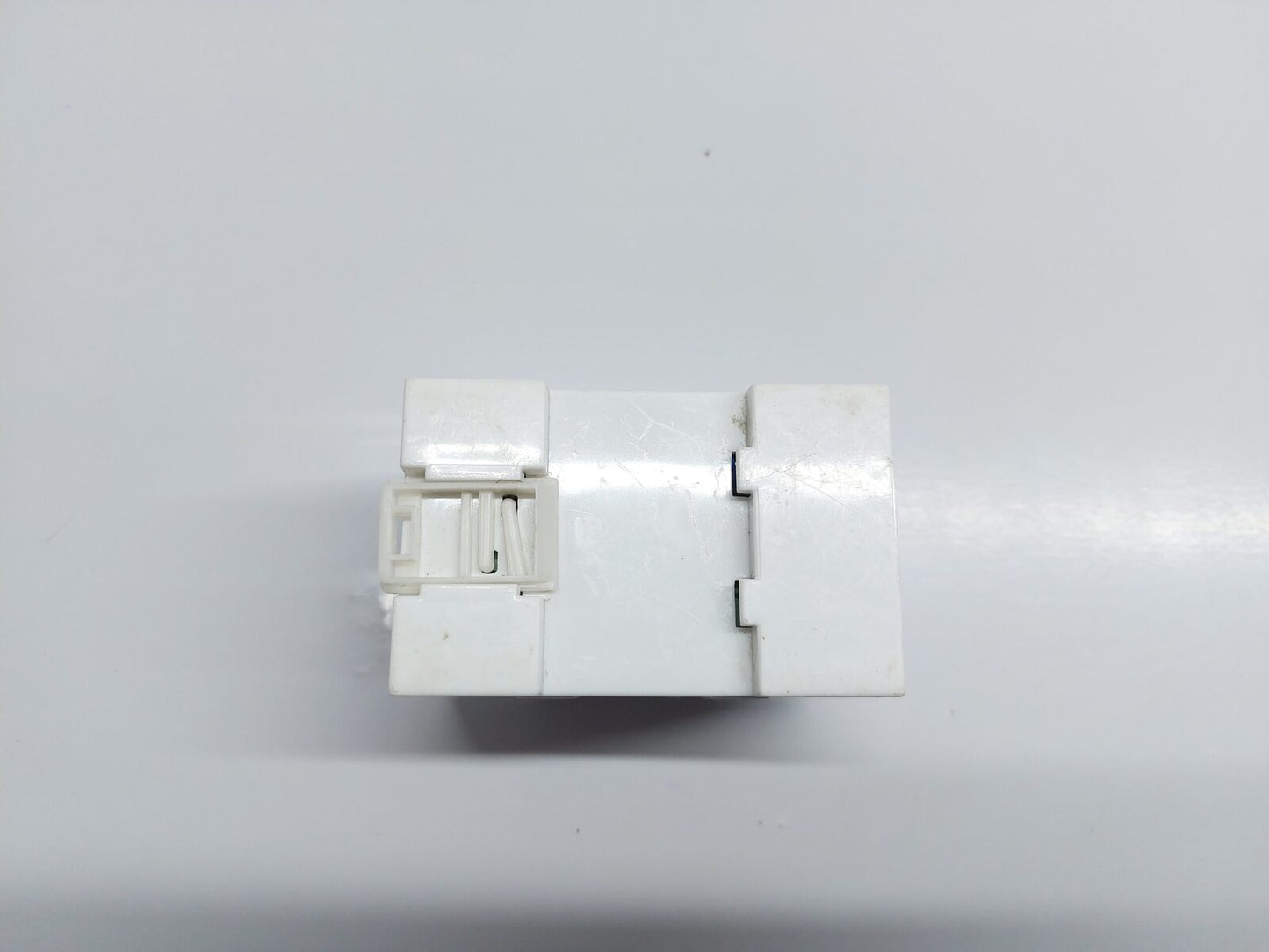 ELECTRON M304 AUTOMATIC CHANGEOVER SWITCH ACCL 30A DP (7)