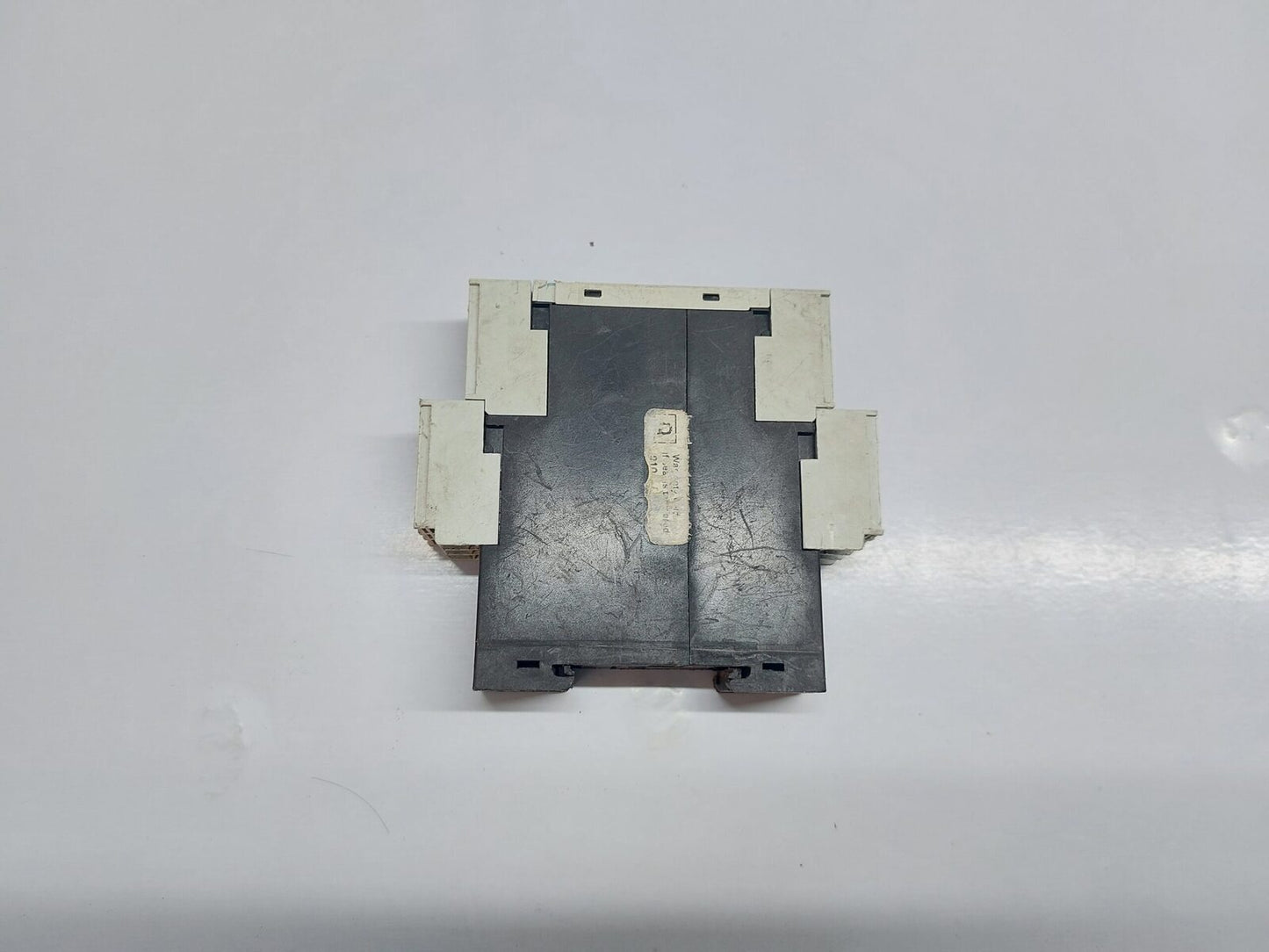 SIEMENS 3RP1533-1AP30 TIMING RELAY (3)