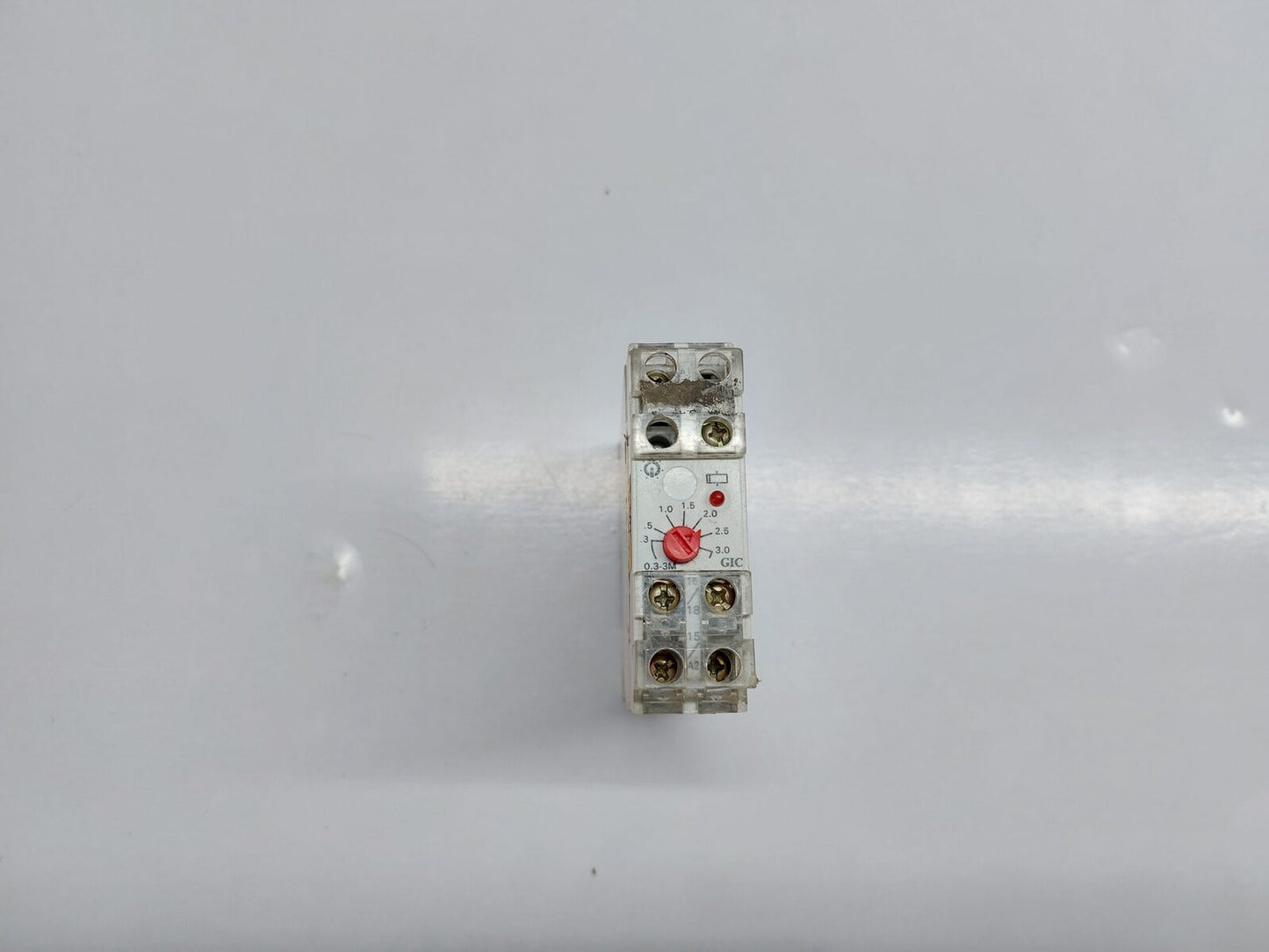 GIC 22TDT0 ELECTRONIC TIMER (1)