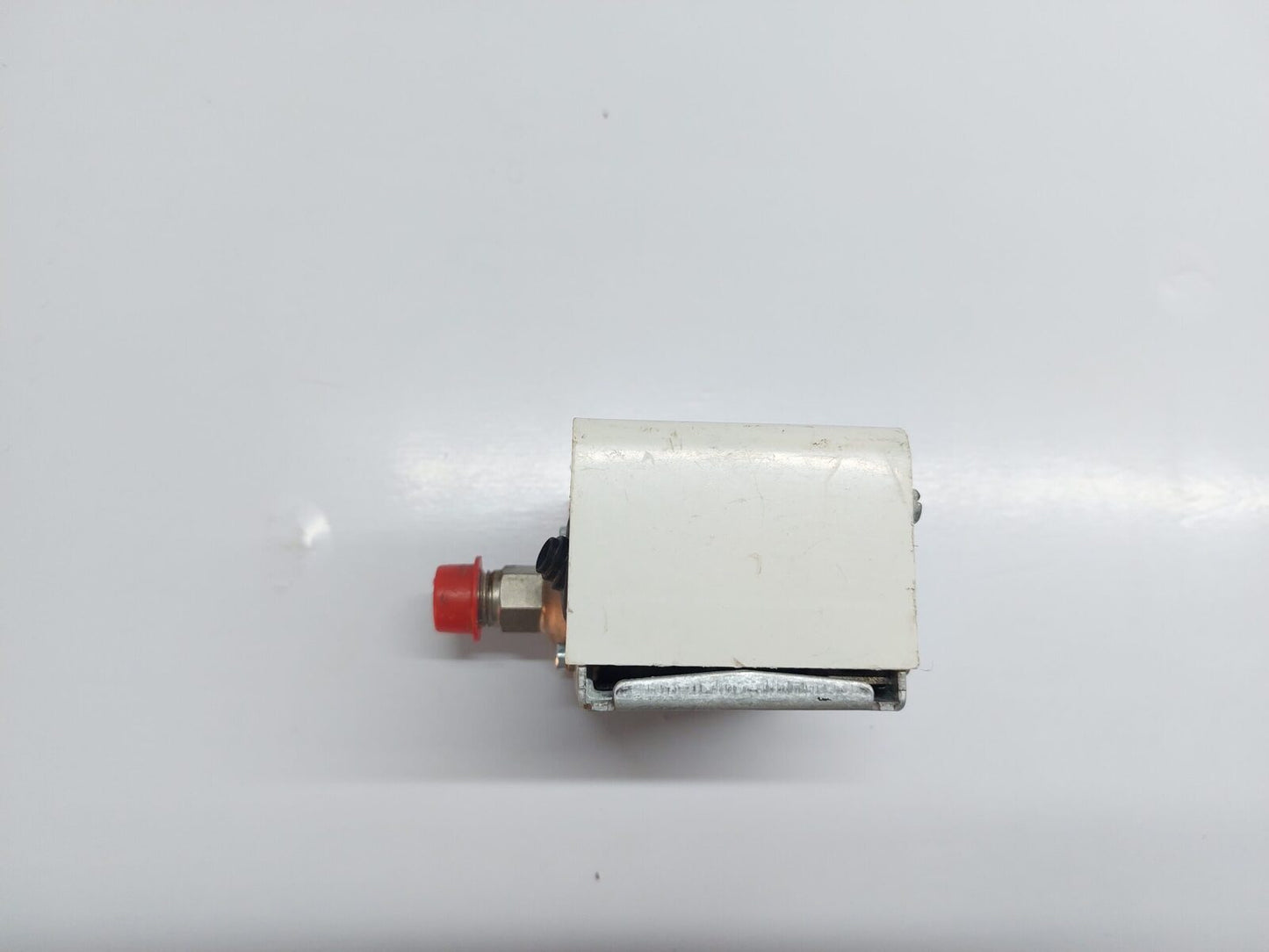 DANFOSS KPI 38 PRESSURE SWITCH (4)