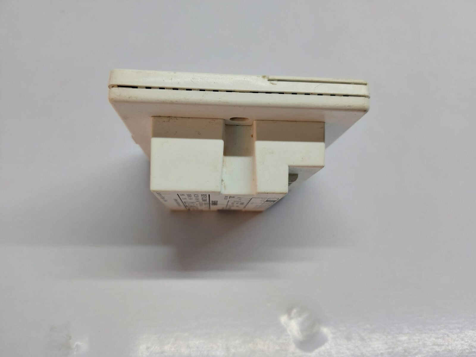 SIEMENS RDF310.2MM AIR CONDITIONING TEMPERATURE CONTROLLER (3)