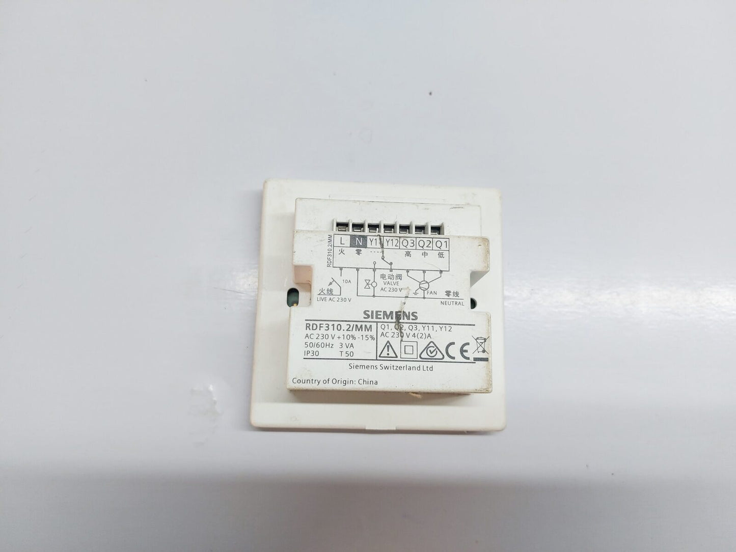 SIEMENS RDF310.2MM AIR CONDITIONING TEMPERATURE CONTROLLER (5)