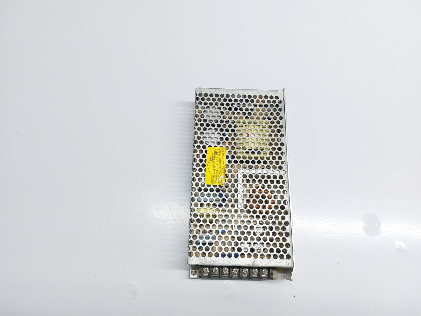 MEAN WELL RS-150-12 SWITCHING POWER SUPPLY (1)