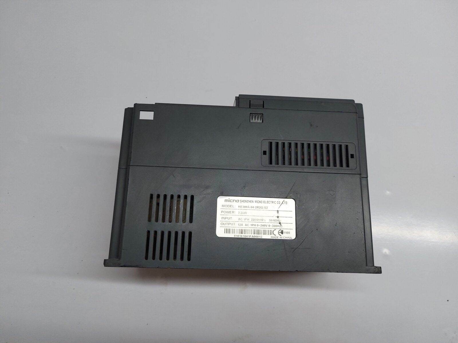 MICNO KE300A-04-2R2G-S2 DRIVE (4)