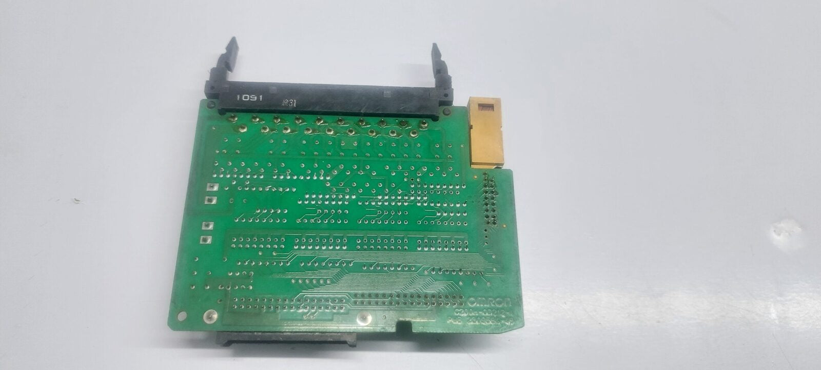 OMRON C200H-OD212-1 PLC CARD PWB 2309584-4B (4)