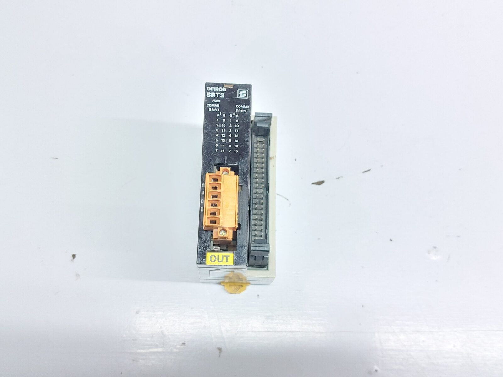 OMRON SRT2-OD32ML-1 REMOTE TERMINAL (2)