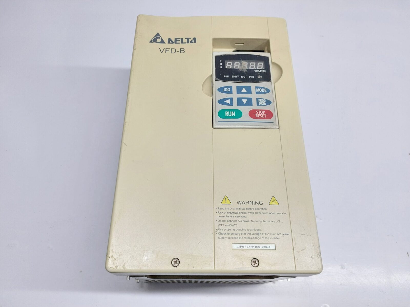 DELTA VFD-B VFD055B43A INVERTER DRIVE 5.5KW7.5HP 460V 3PHASE (2)