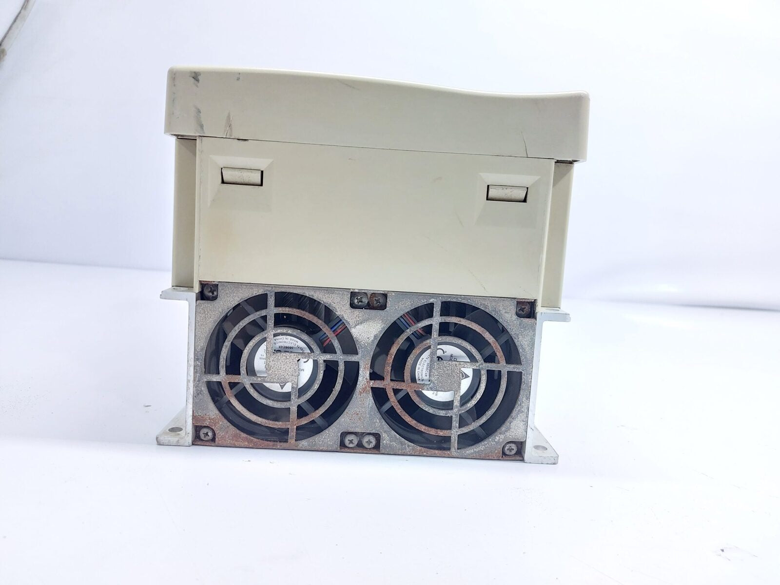 DELTA VFD-B VFD055B43A INVERTER DRIVE 5.5KW7.5HP 460V 3PHASE (6)