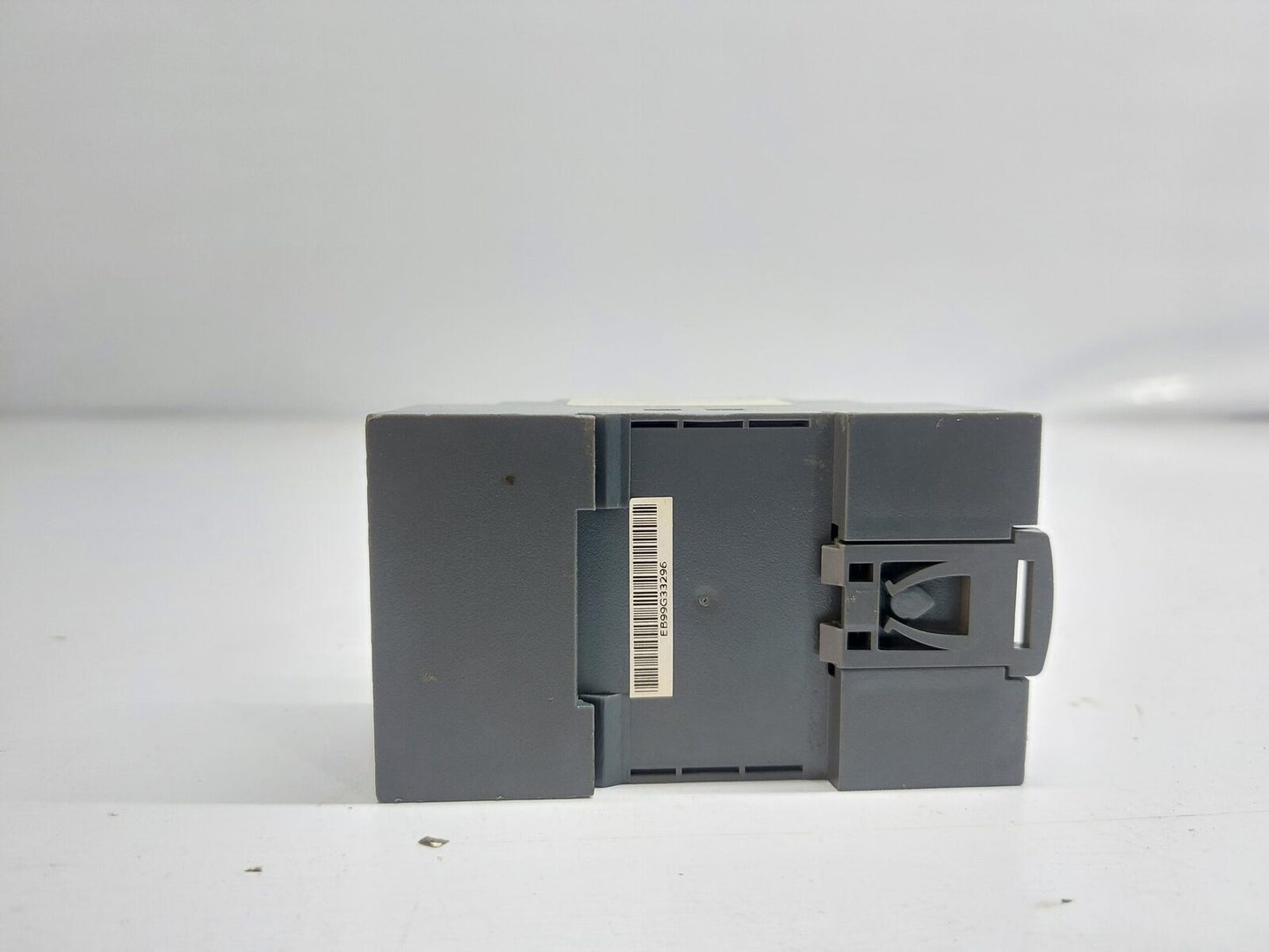 MEAN WELL DDR-60G-12 DIN RAIL POWER SUPPLY (7)