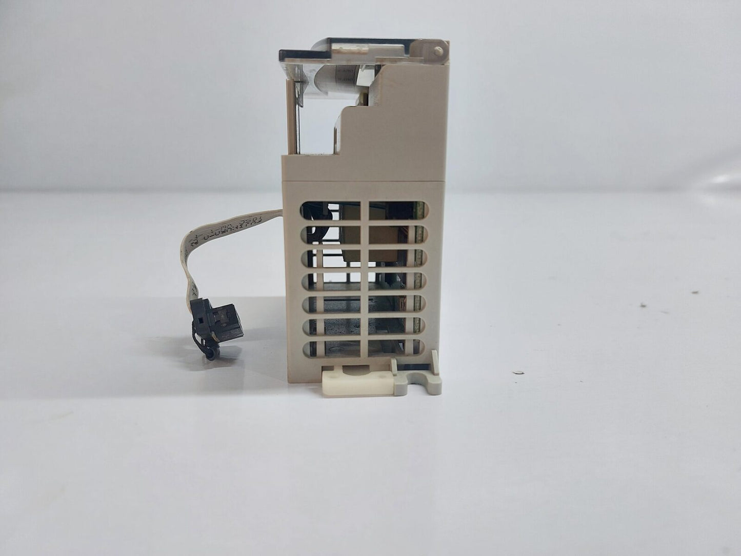 ALLEN-BRADLEY MICROLOGIX 1200 1762-OW8 8 PT. VACVDC RELAY OUTPUT UNIT SER.A REV.A SER.A REV (5)