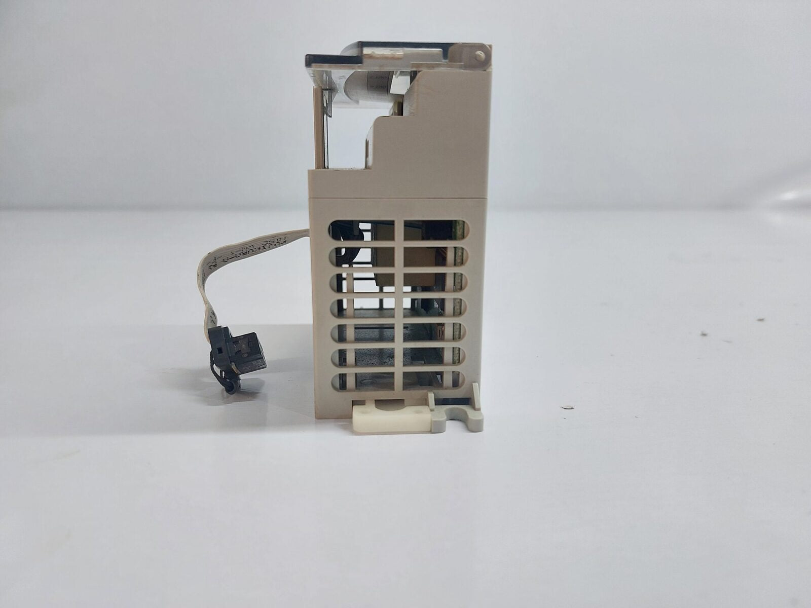 ALLEN-BRADLEY MICROLOGIX 1200 1762-OW8 8 PT. VACVDC RELAY OUTPUT UNIT SER.A REV.A SER.A REV (5)