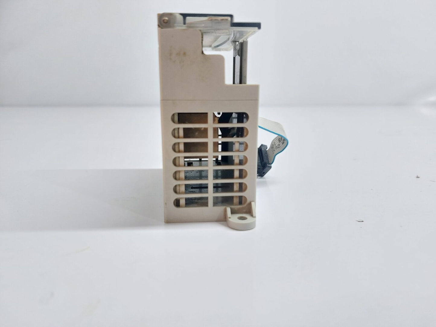 ALLEN-BRADLEY MICROLOGIX 1200 1762-OW8 8 PT. VACVDC RELAY OUTPUT UNIT SER.A REV.A SER.A REV (7)