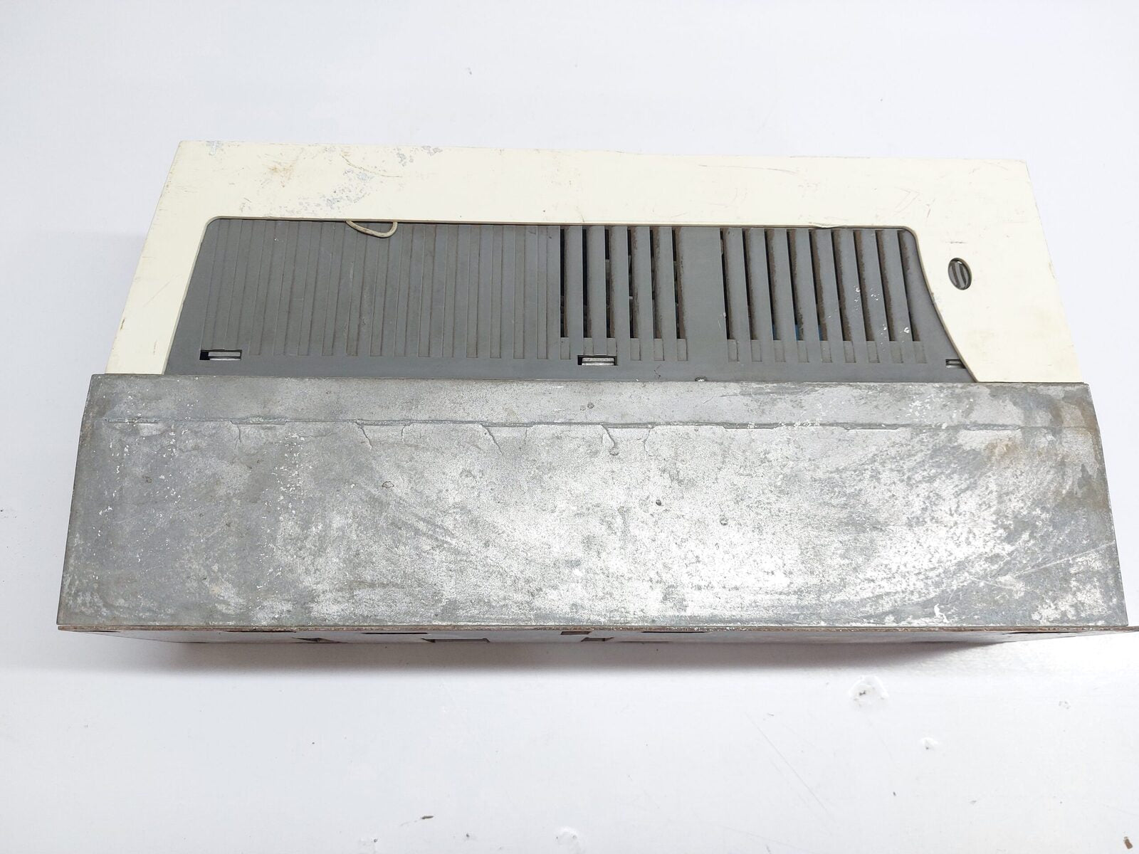 ABB ACS550-01-015A-4 INVERTER 7.55 (6)