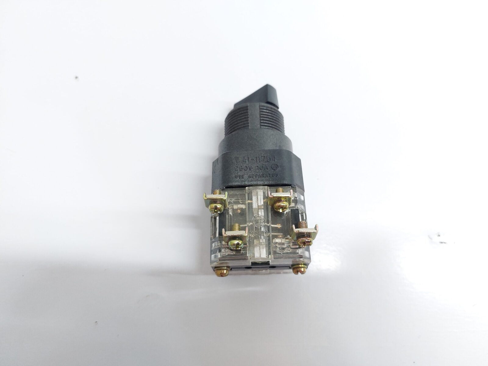 YOSHIDA YBN30-S1 SELECTOR SWITCH