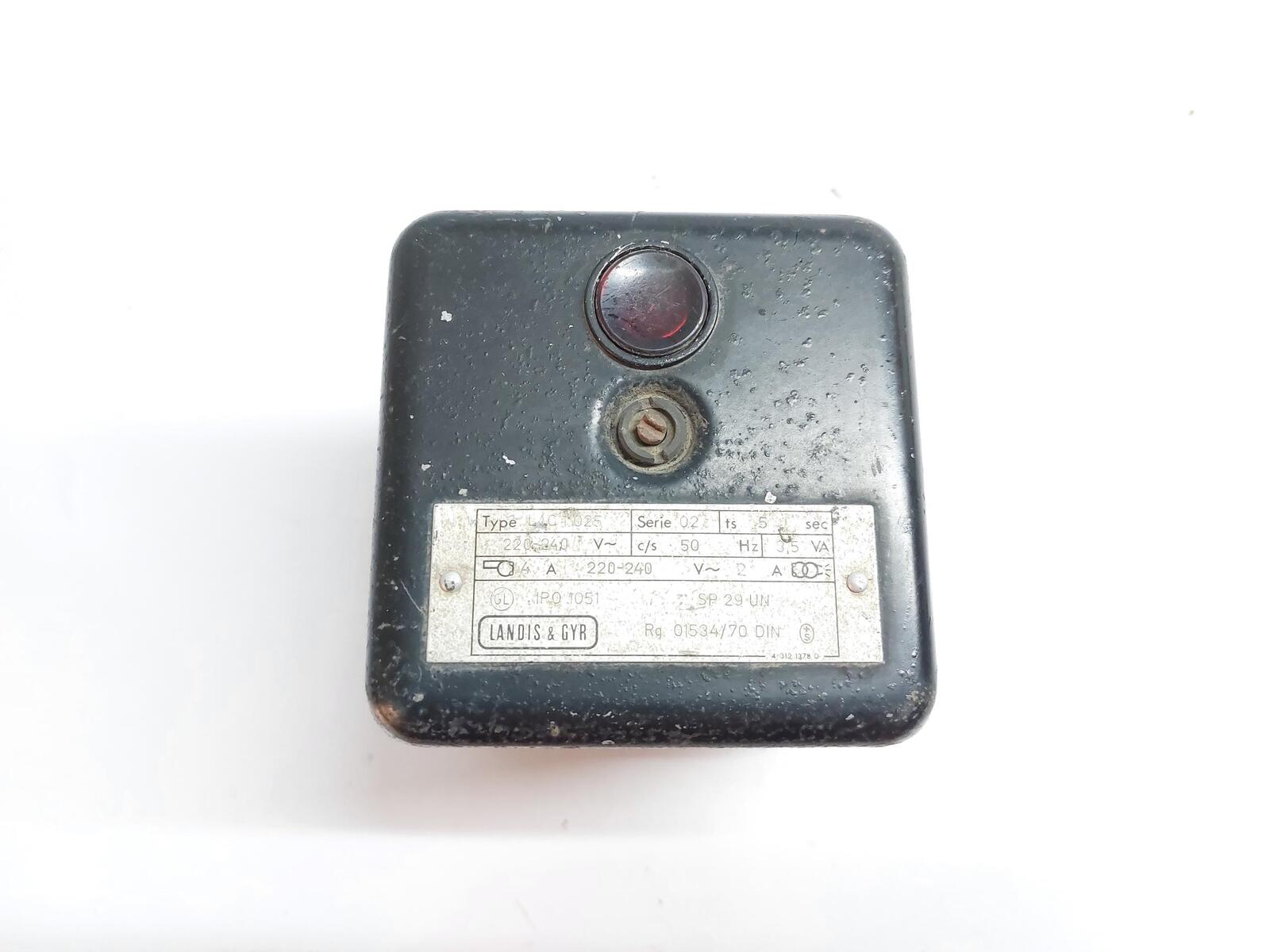 LANDIS & GYR LAC 1.025 BURNER CONTROL 220-240V (2)