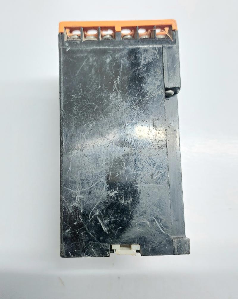 MINILEC VCF D2 UNDER/VOLTAGE RELAY