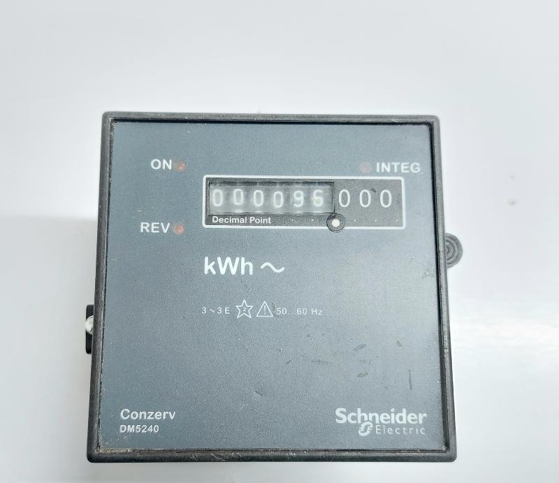 SCHNEIDER ELECTRIC CONZERV DM5240 POWER & ENERGY METER