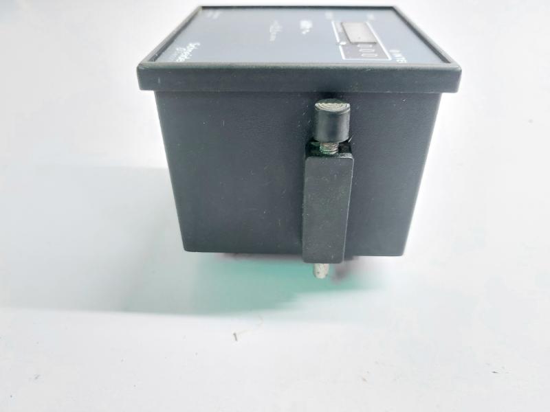 SCHNEIDER ELECTRIC CONZERV DM5240 POWER & ENERGY METER