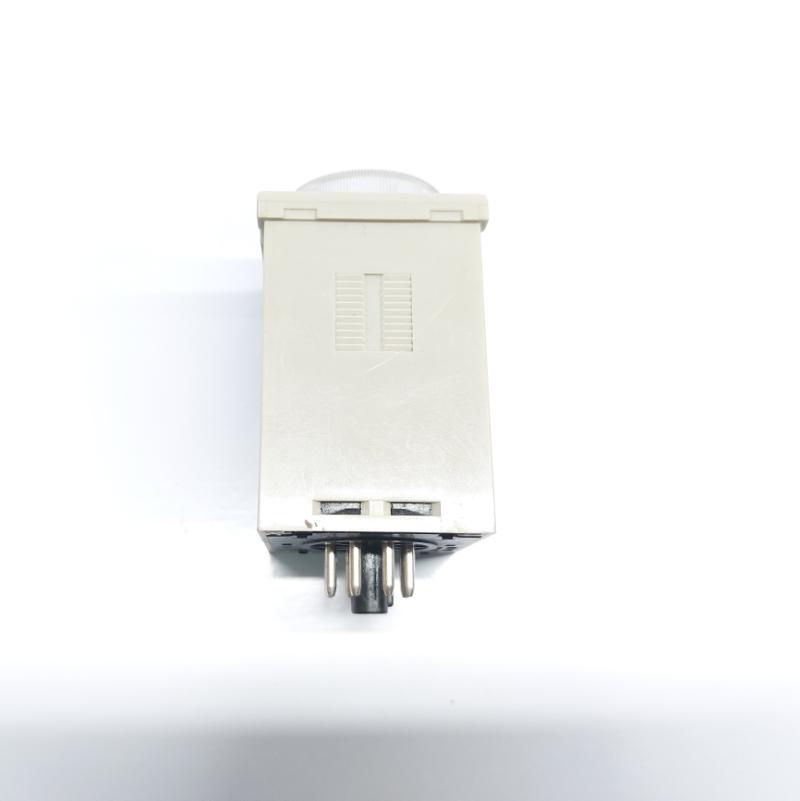 OMRON H3CR-H8L TIMER 0.05S TO 12 S