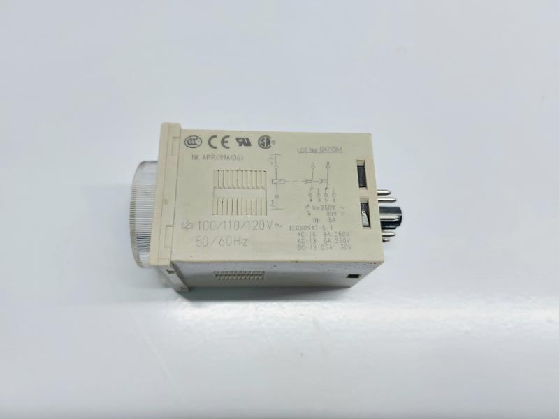 OMRON H3CR-H8L TIMER 0.05S TO 12 S