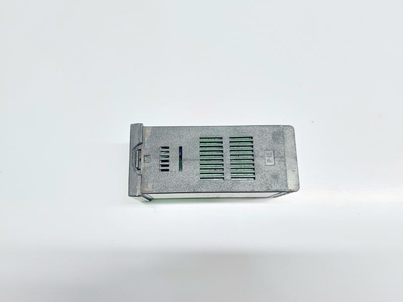 SHIMADEN SR1-8P-1W THERMOSTAT