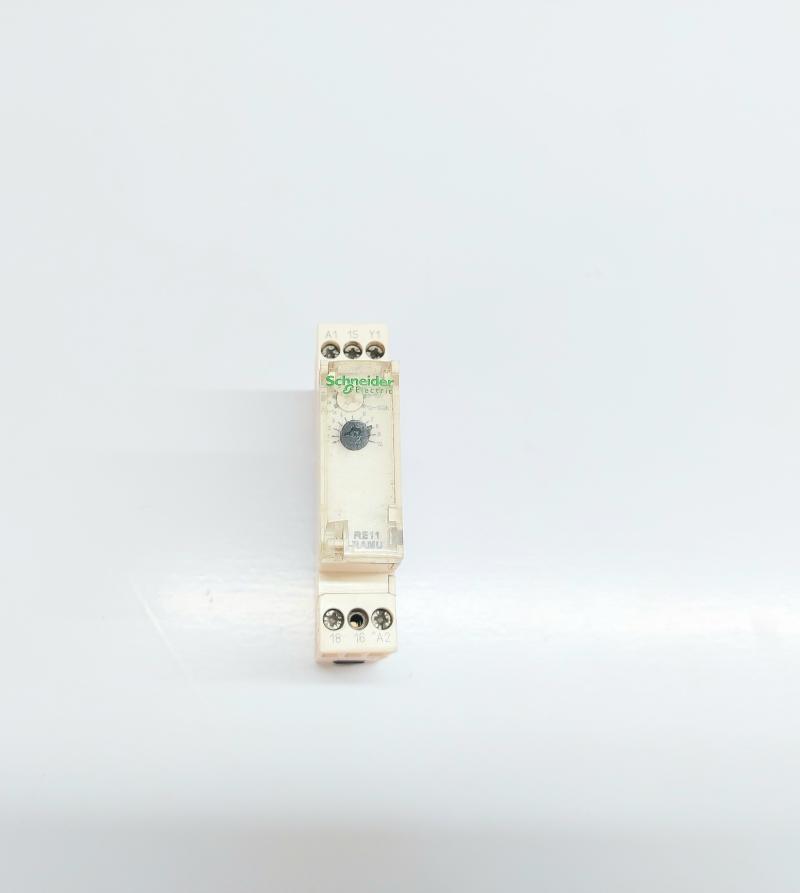 SCHNEIDER ELECTRIC RE11RAMU DELAY RELAY