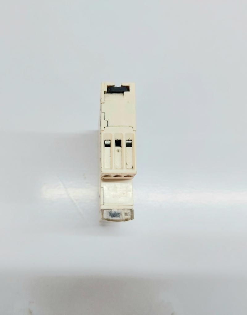 SCHNEIDER ELECTRIC RE11RAMU DELAY RELAY