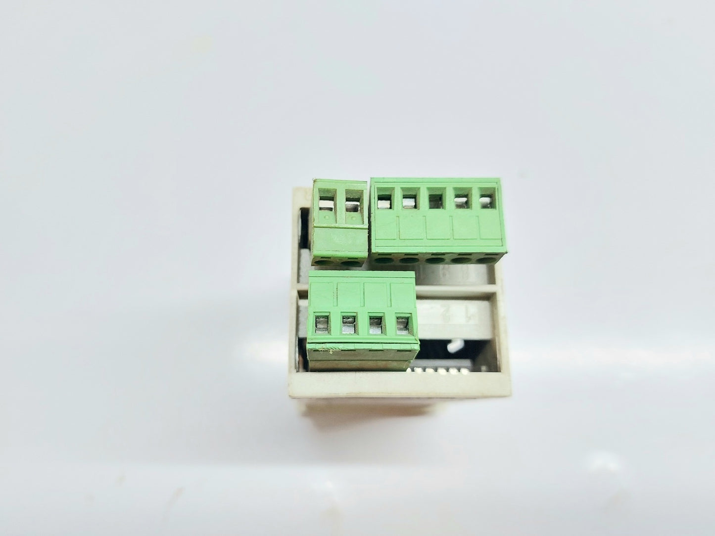 KIOUR RPM-2EN REVOLUTION COUNTER