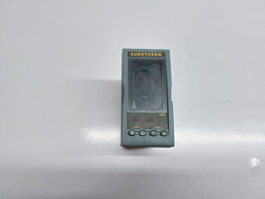 EUROTHERM INVENSYS 3208 TEMPERATURE PROCESS CONTROLLER