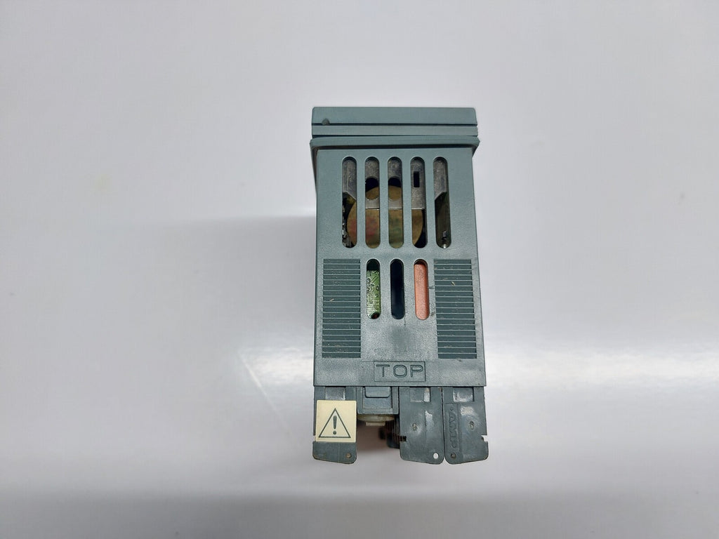 EUROTHERM INVENSYS 3208 TEMPERATURE PROCESS CONTROLLER