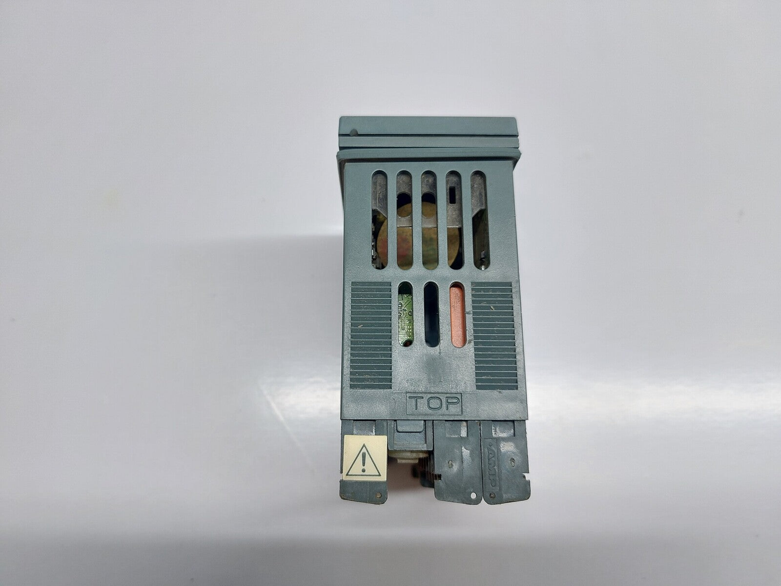 EUROTHERM INVENSYS 3208 TEMPERATURE PROCESS CONTROLLER