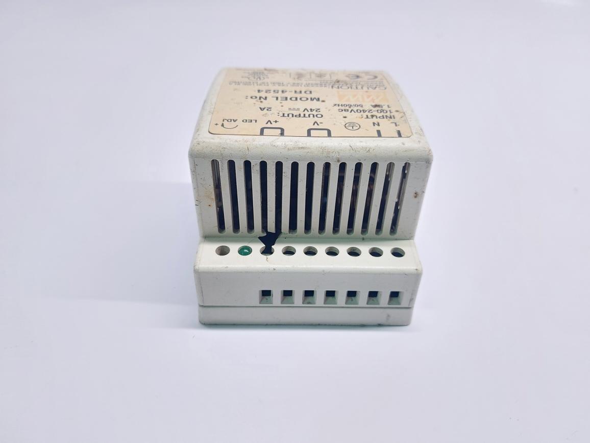 MEAN WELL DR-4524 POWER SUPPLY