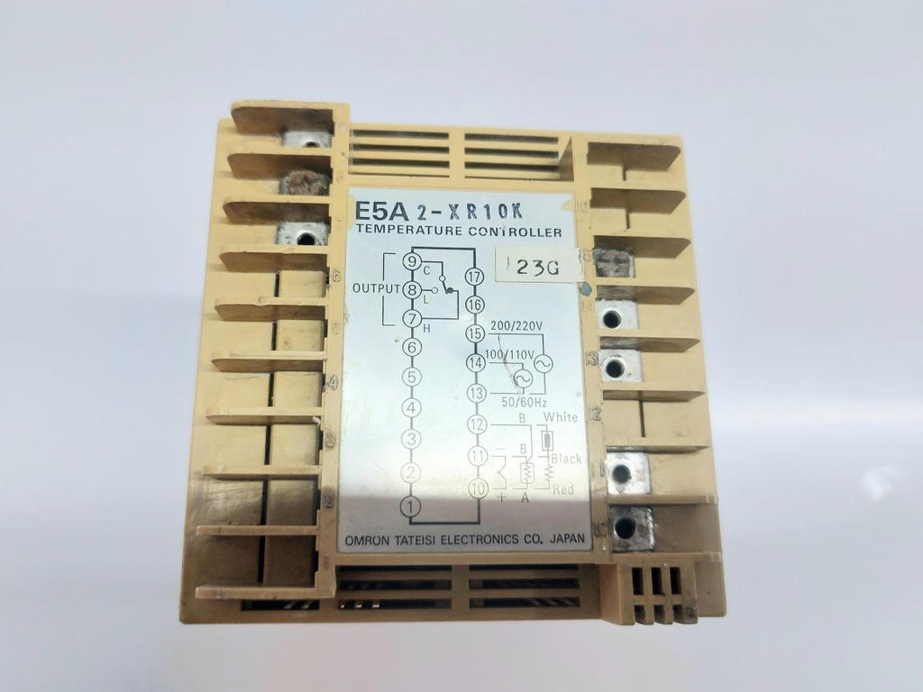 OMRON E5A2-XR10K TEMPERATURE CONTROLLER