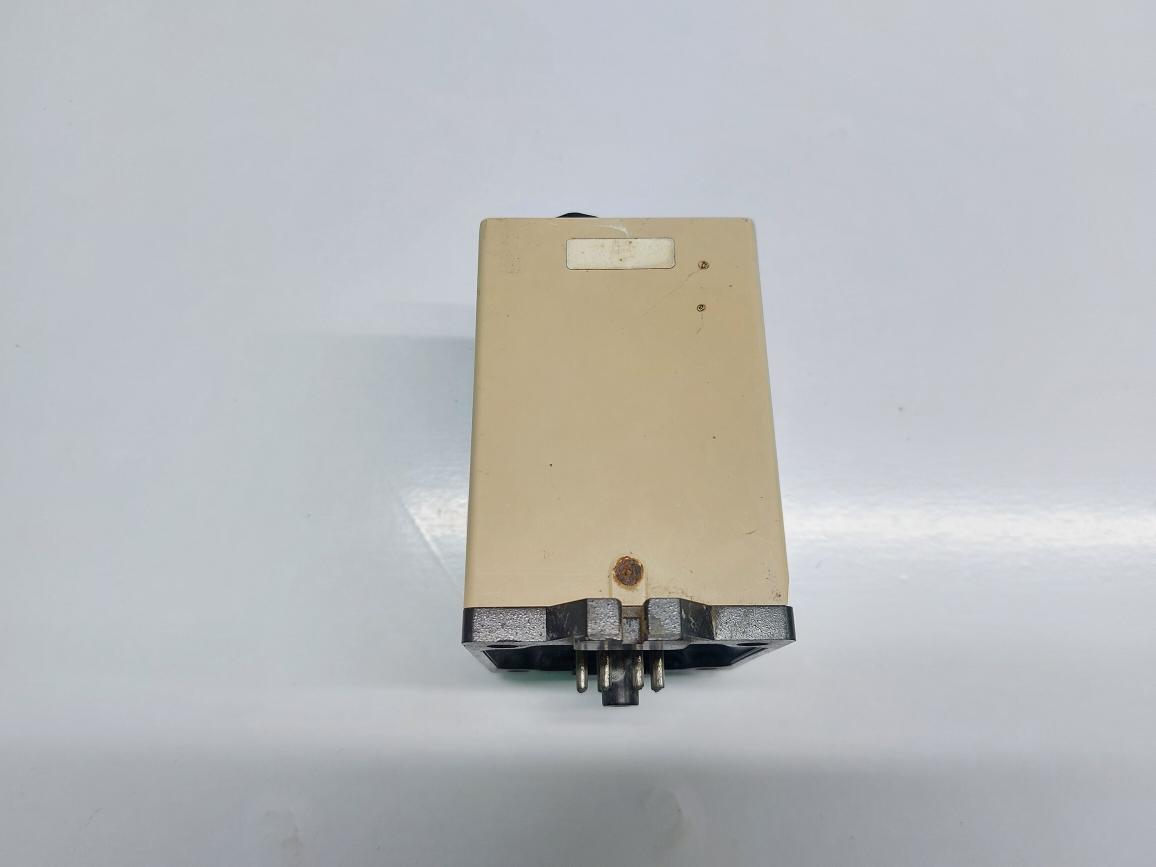 OMRON SDV-FM7 VOLTAGE SENSOR
