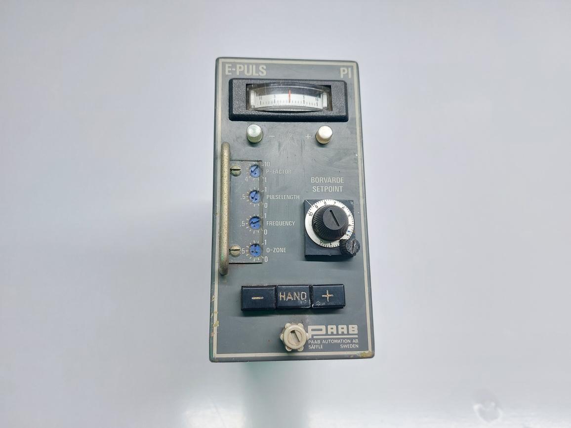 PAAB AUTOMATION E-PLUS EC-102 TEMPERATURE CONTROLLER