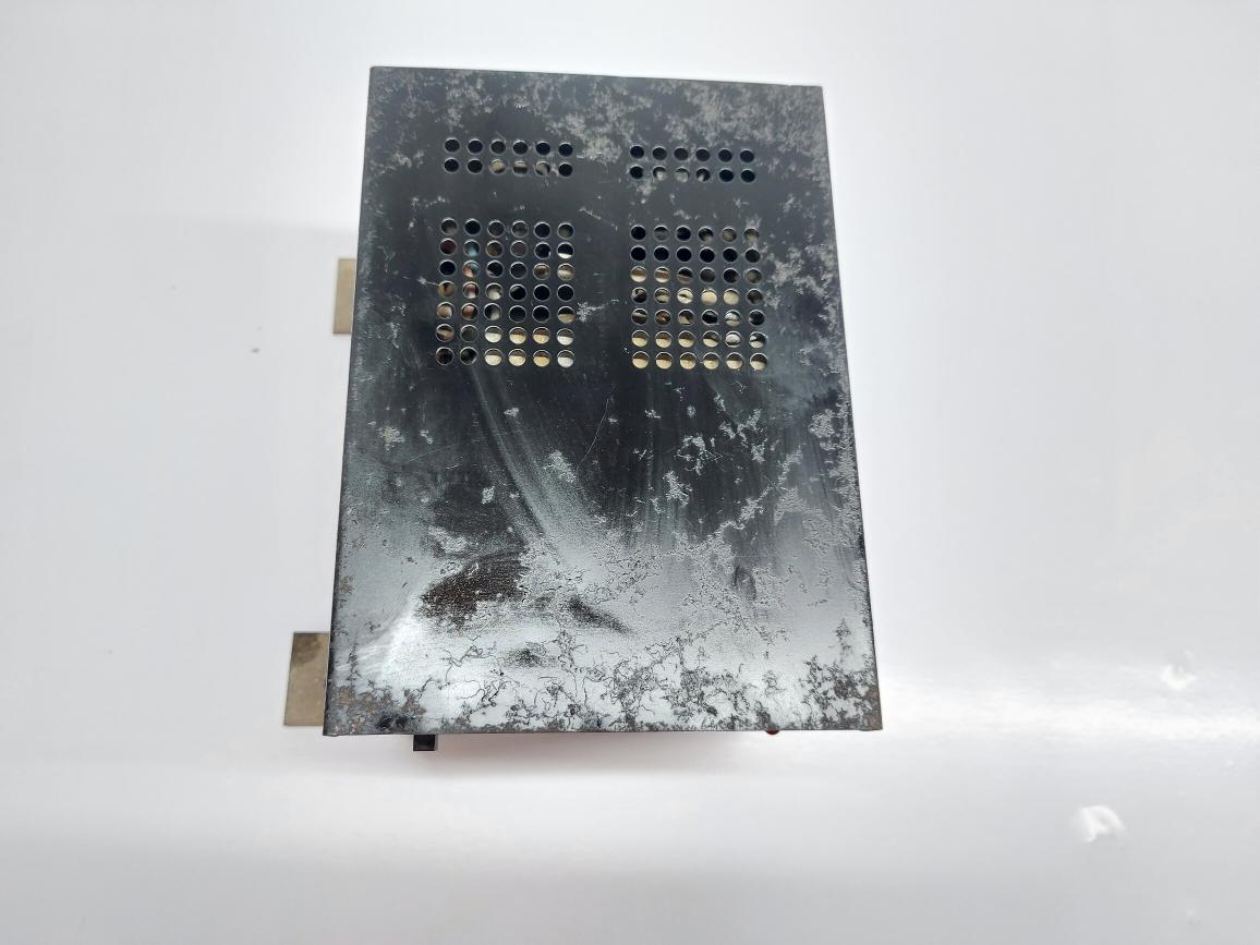 MICRONTA 13.8V-5AMP REGULATED POWER SUPPLY 22-9128A