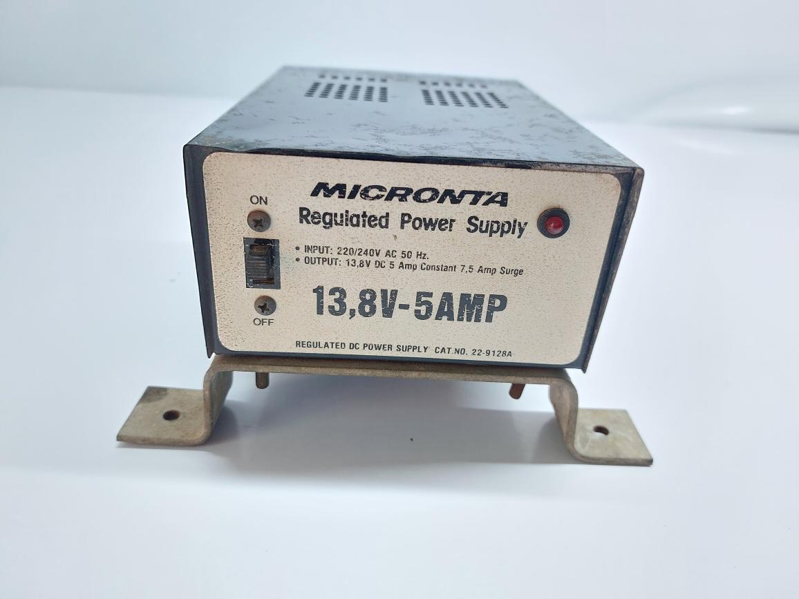 MICRONTA 13.8V-5AMP REGULATED POWER SUPPLY 22-9128A