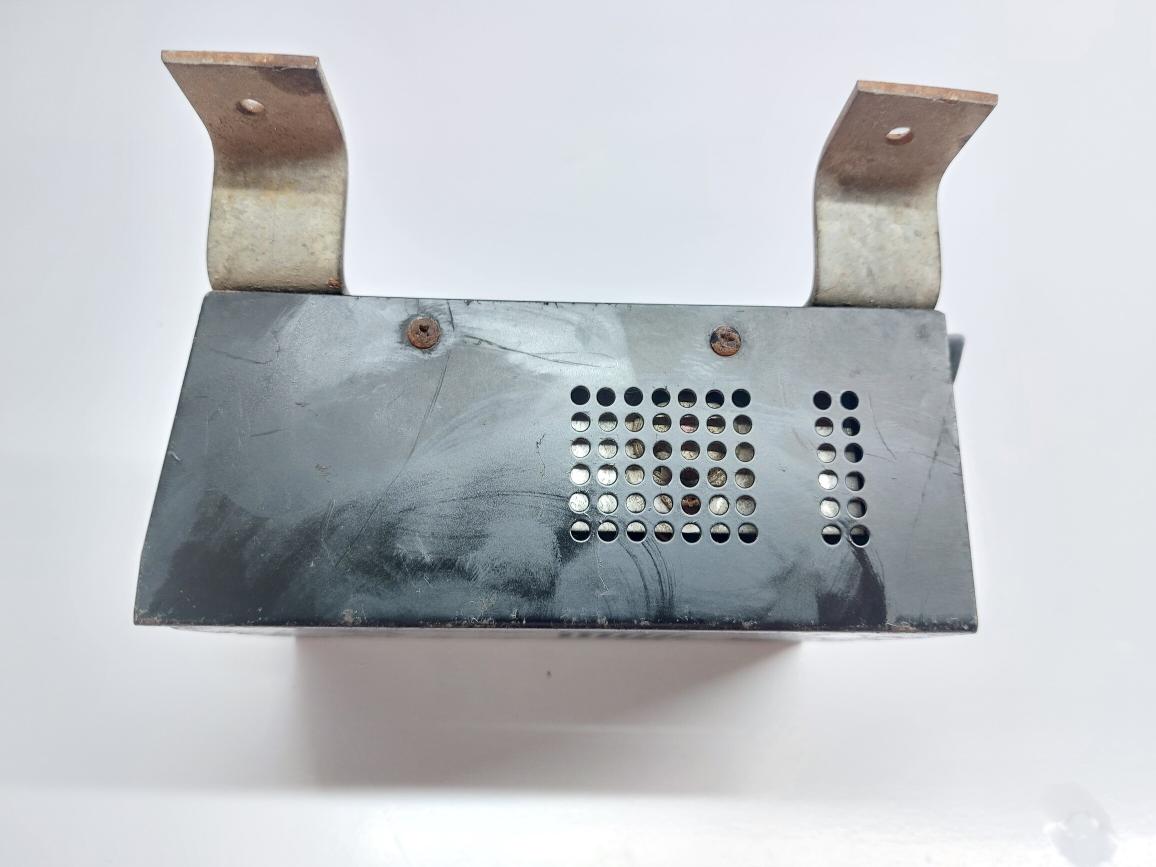 MICRONTA 13.8V-5AMP REGULATED POWER SUPPLY 22-9128A
