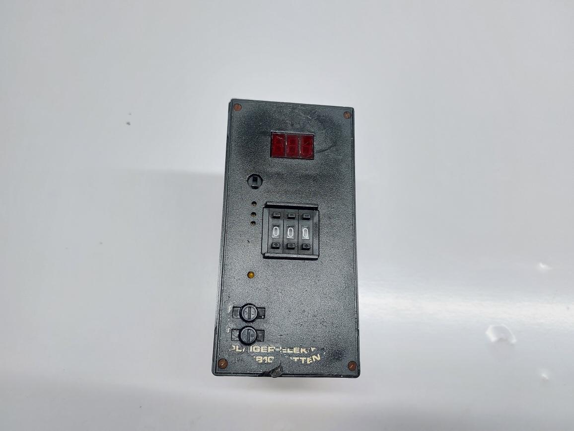 PLEIGER-ELEKTRONIK 5810 WITTEN 3 CONTROLLER 356-V