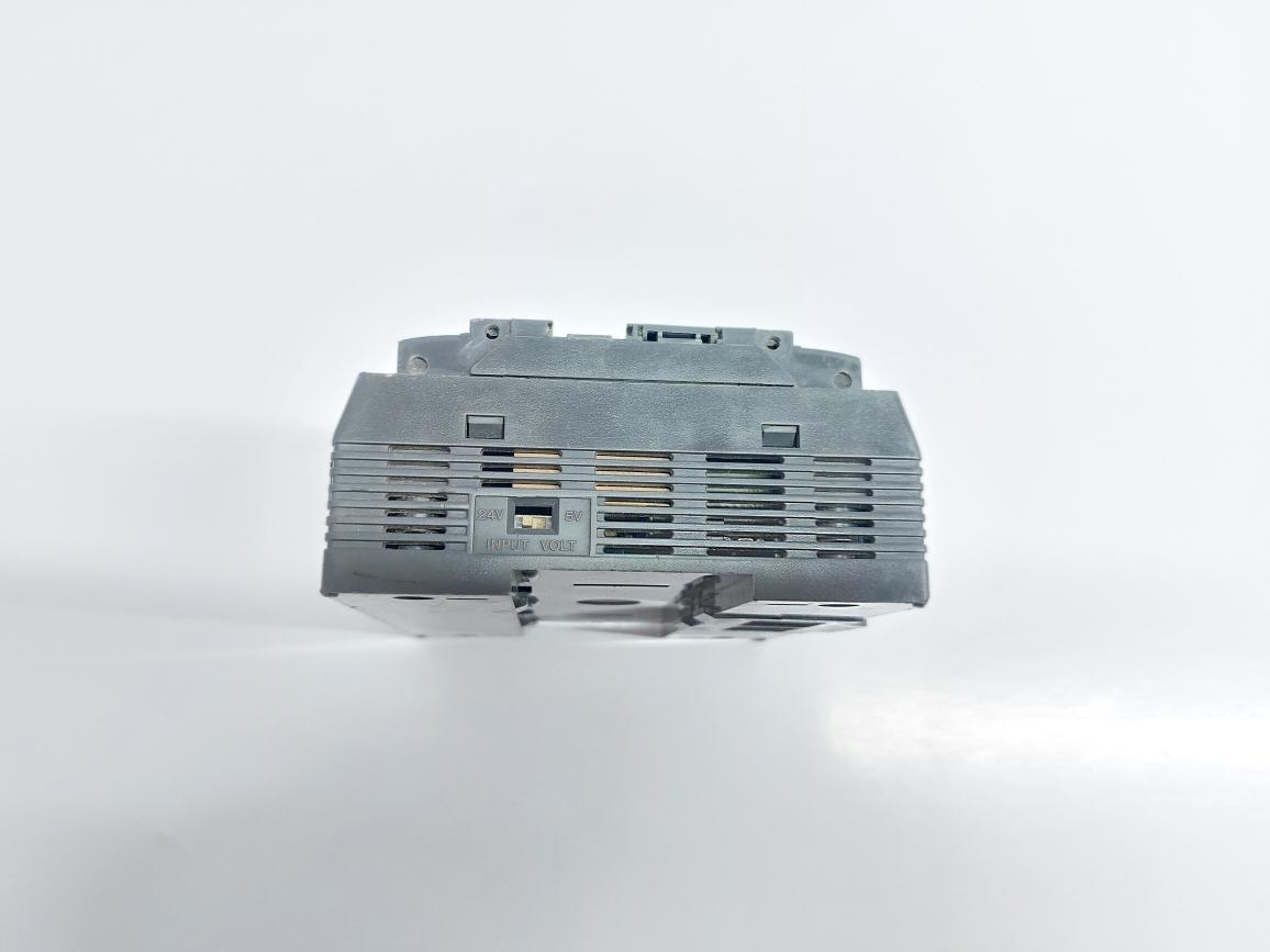 KEYENCE KV-40DR BASE UNIT CONTROL SYSTEM