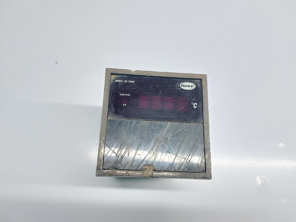 FENWAL CONTROLS CA-1200P TEMPERATURE CONTROLLER FD 12 B