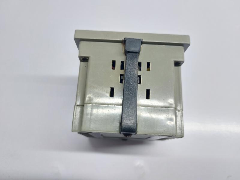 PROTON VMR 3P VOLTAGE MONITOR 415V AC