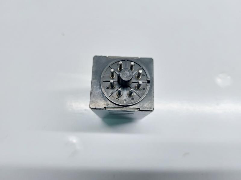 IDEC GT3A-3 AF20 ELECTRONIC TIMER