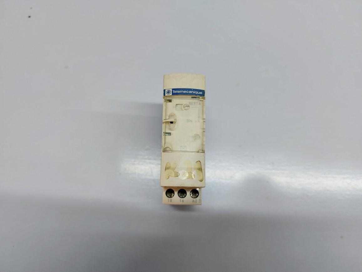 TELEMECANIQUE RE8TA31BU TIME RELAY 0.3S-30S